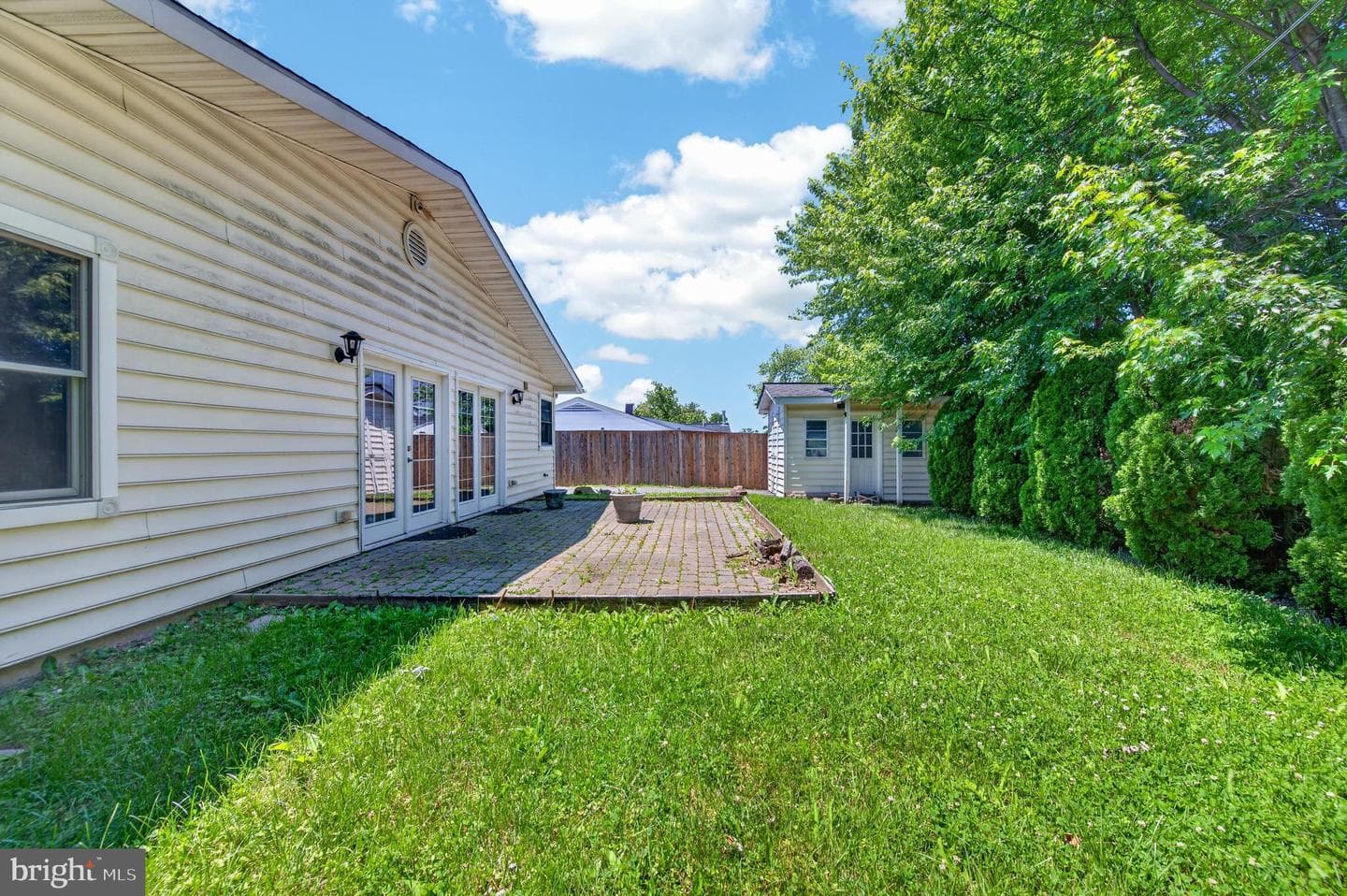 2504 Putty Hill Avenue photo 27