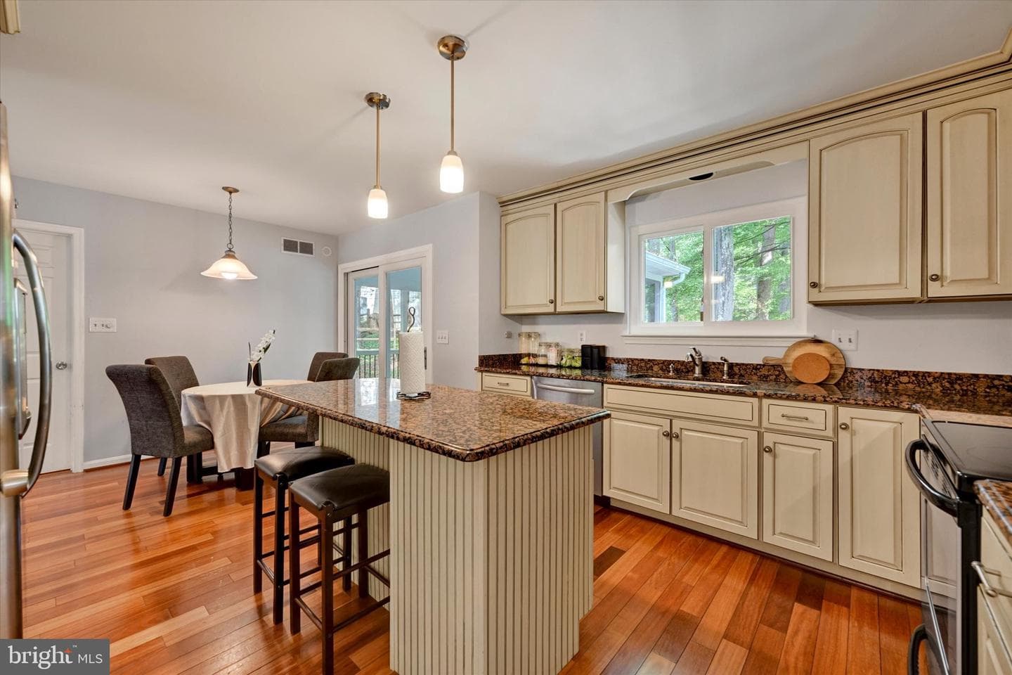34 Dulaney Hills Ct photo 10