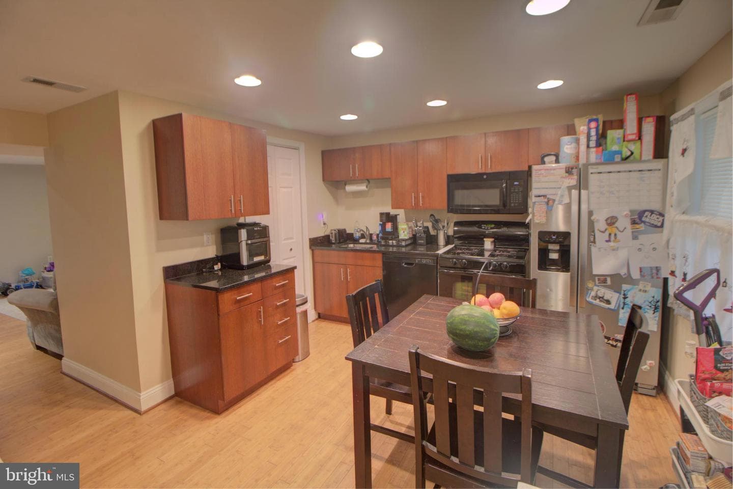 401 Bigley Ave photo 3