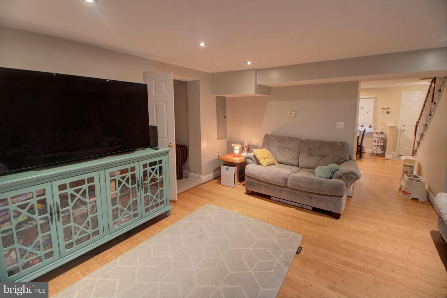 401 Bigley Ave photo 5