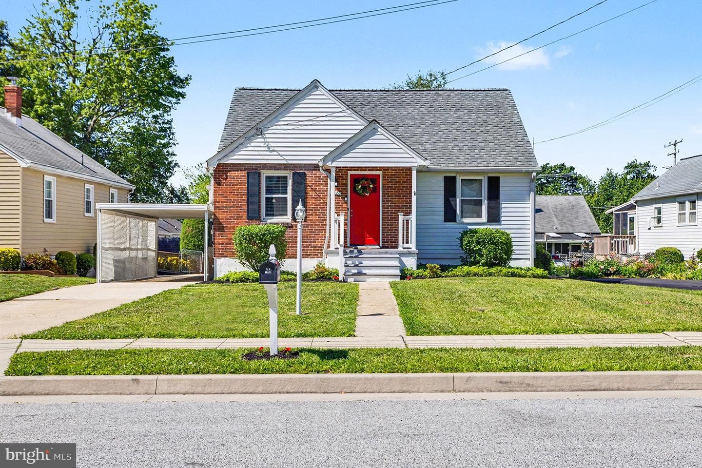 2505 Hillford Drive photo 3