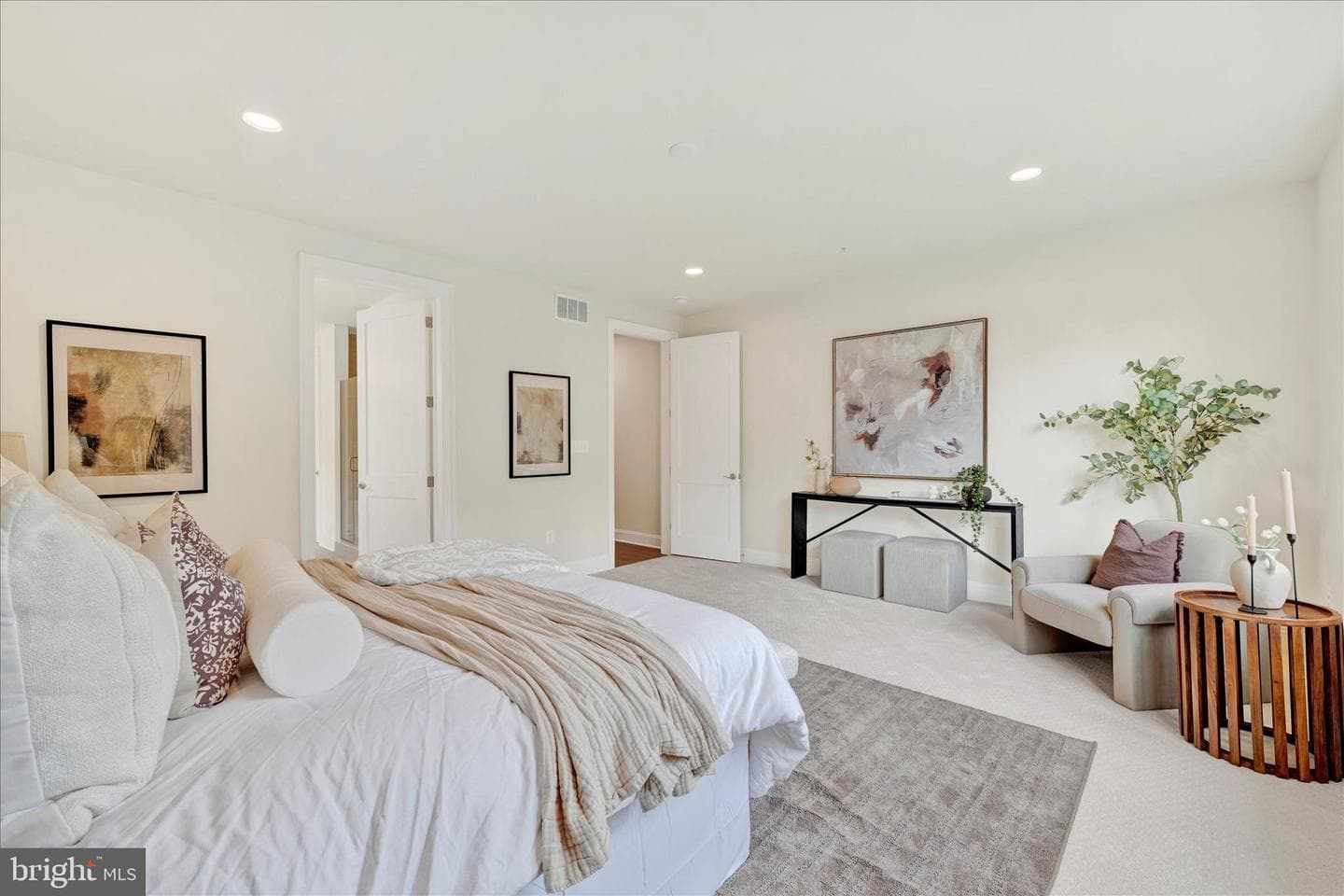 116 Villabrook Way photo 14