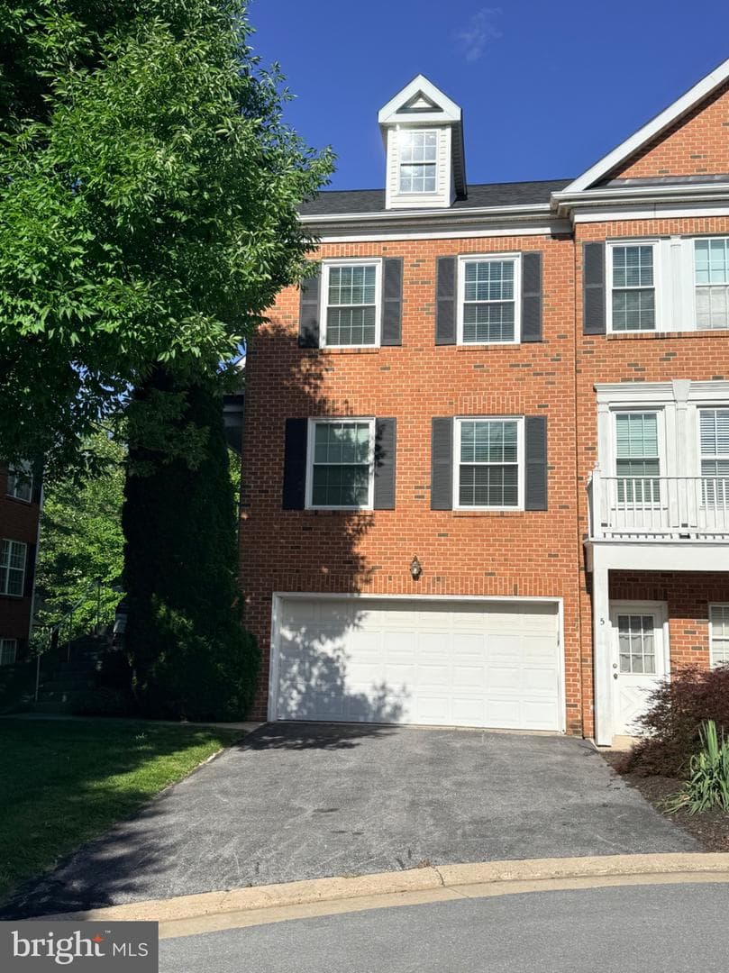 5 Johnsborough Court photo 105