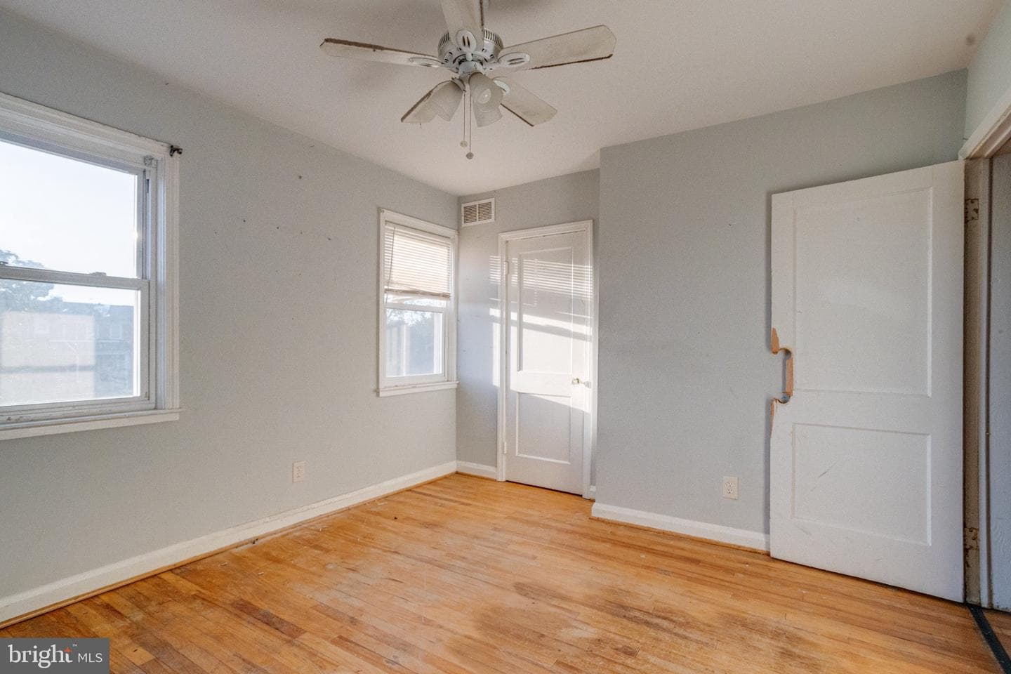 3569 Mcshane Way photo 16