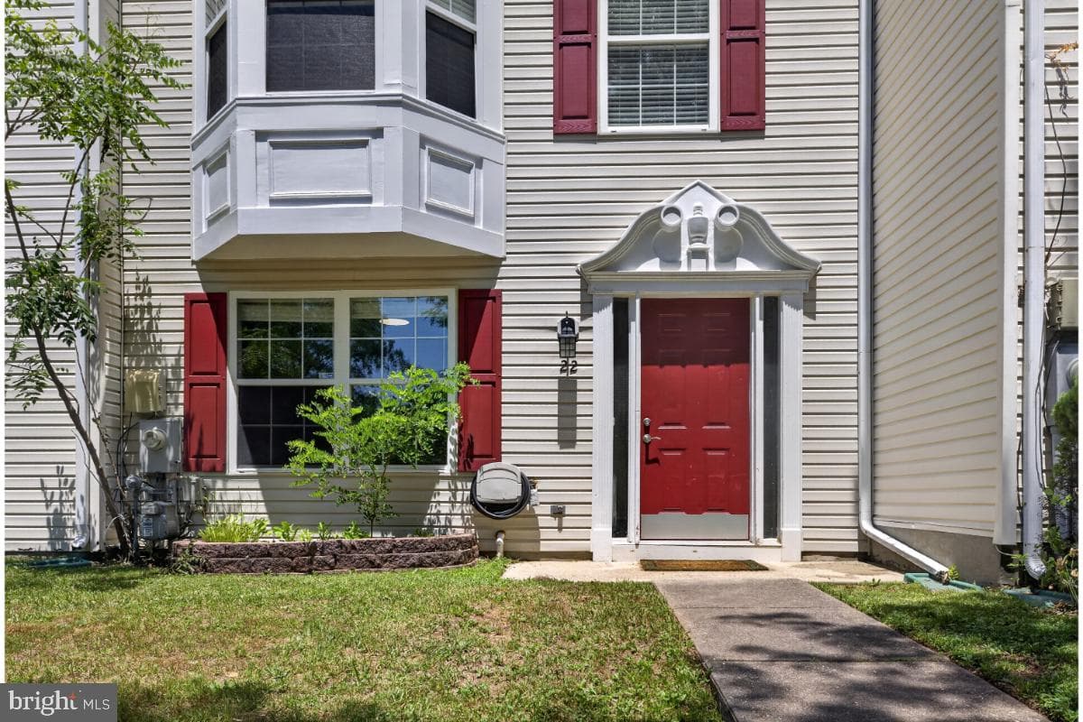 22 Arrowood Court photo 4