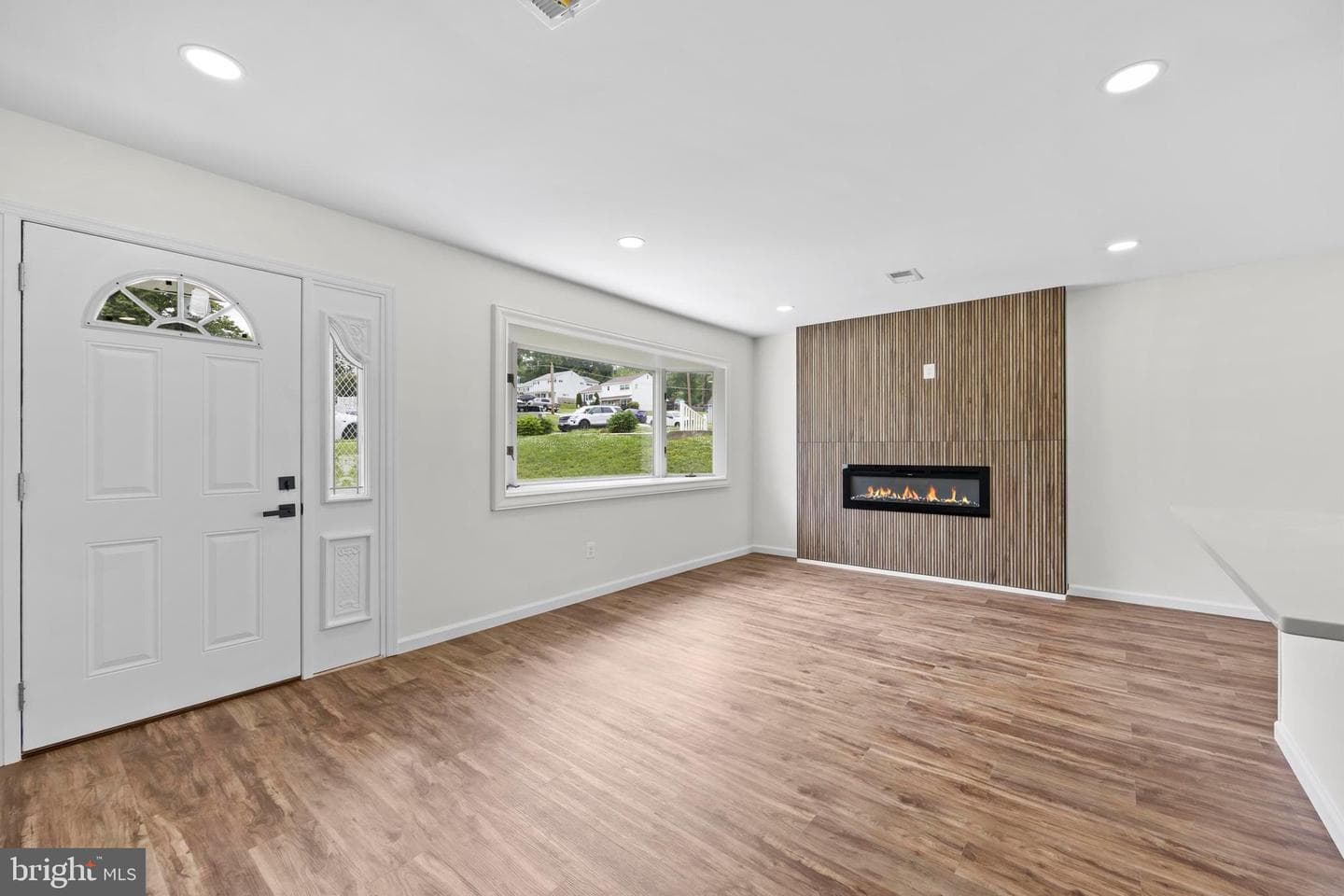 5815 Heron Drive photo 4
