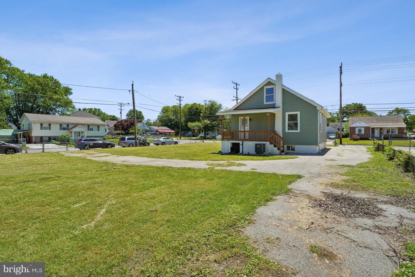 1126 Ingleside photo 27