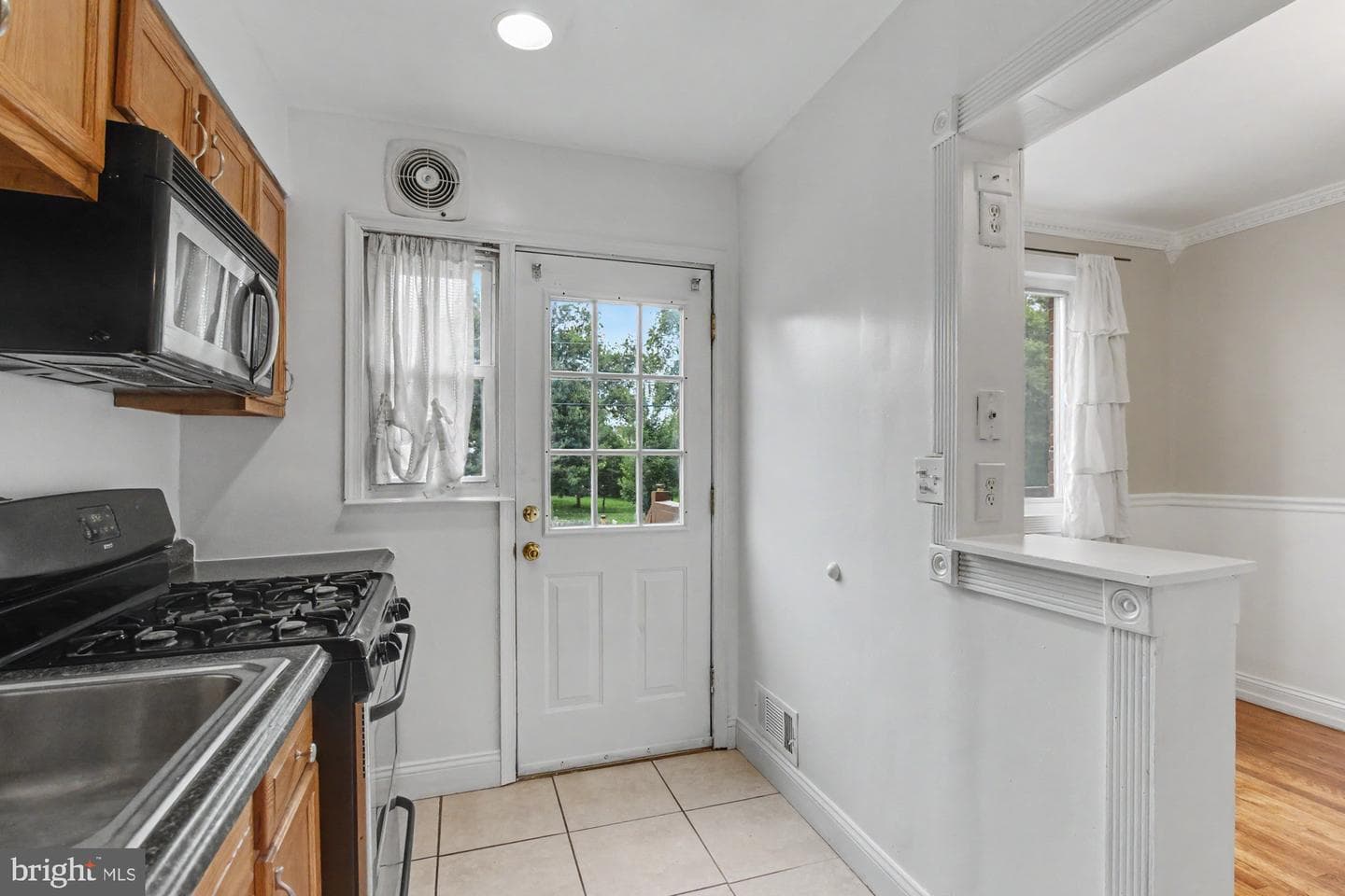 8218 Kavanagh Road photo 17