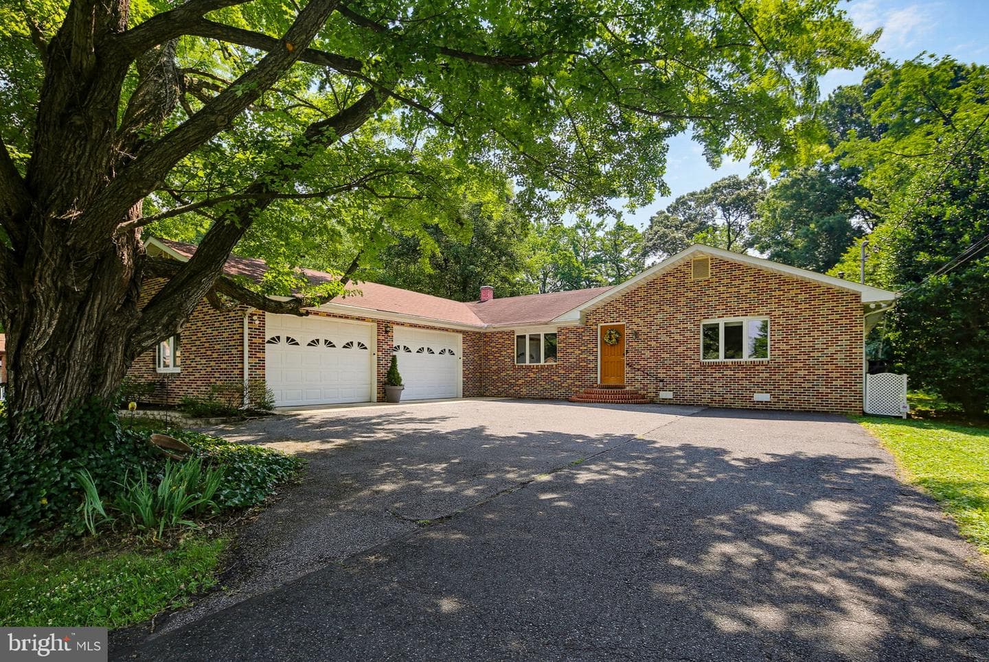 12815 Eastern Avenue photo 1