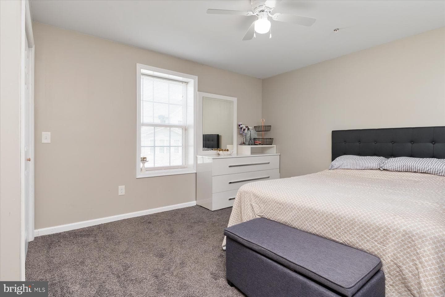 512 Whinstone Drive photo 37