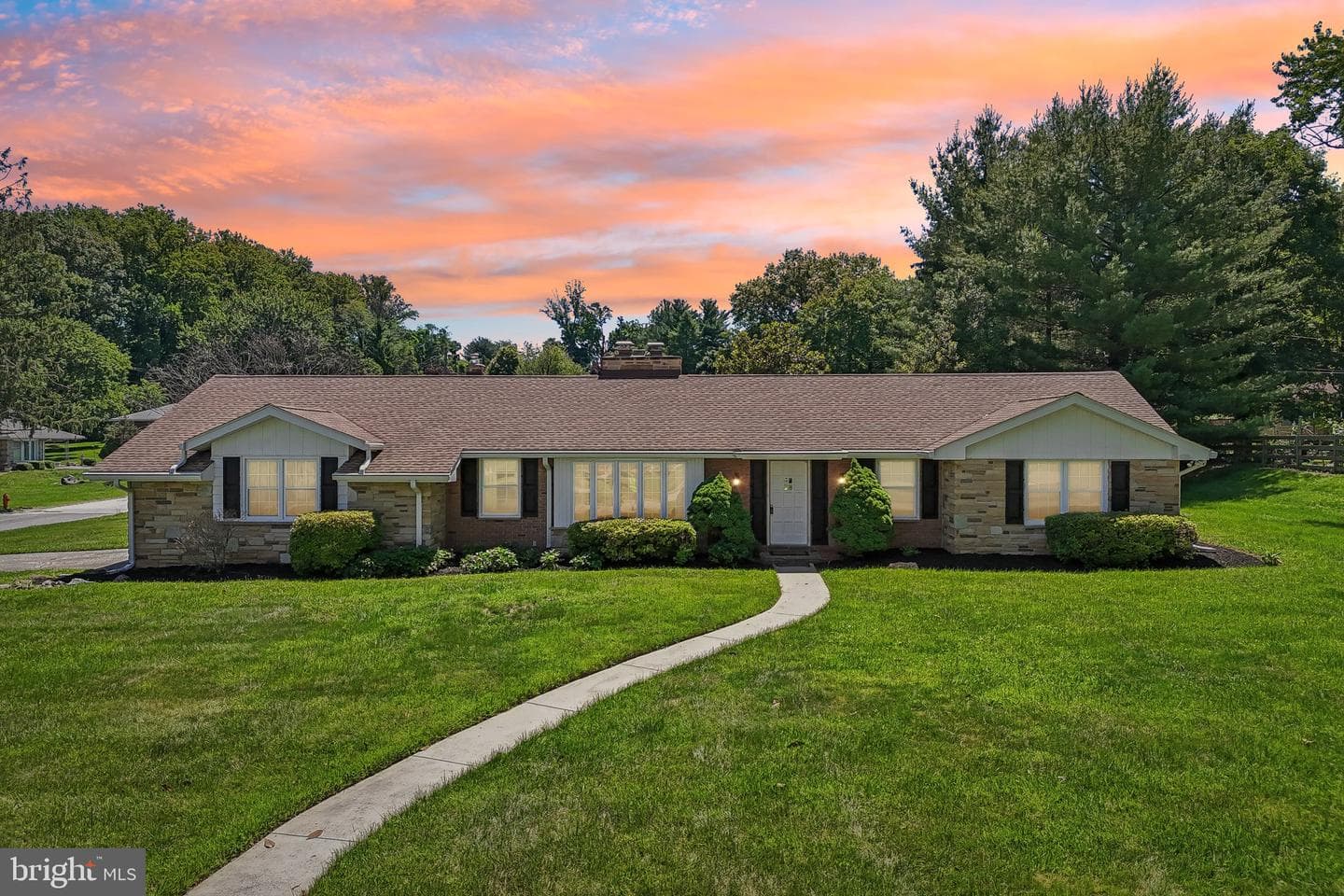 1203 Nuwood Drive photo 1