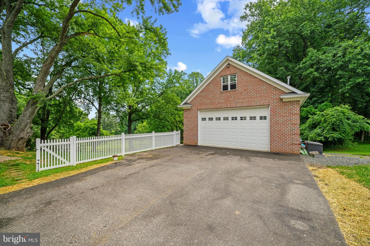 12221 Jerusalem Road photo 58