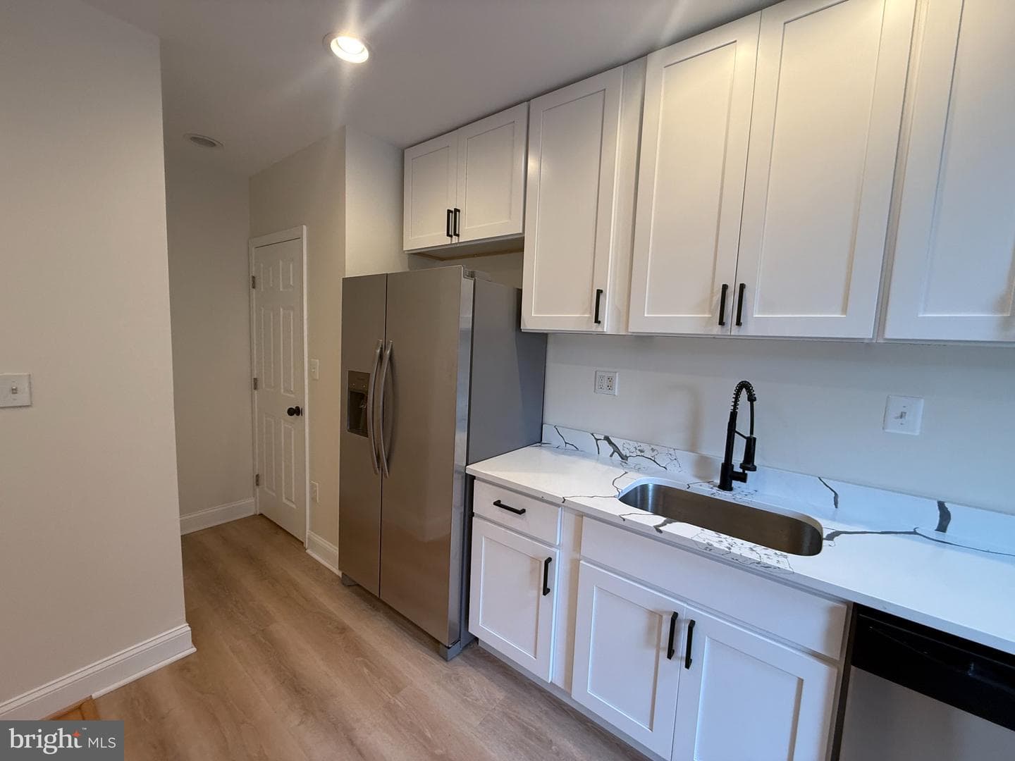 201 Willow Spring Road photo 4