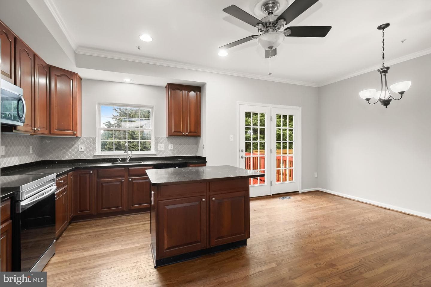 9868 Sherwood Farm Road photo 14