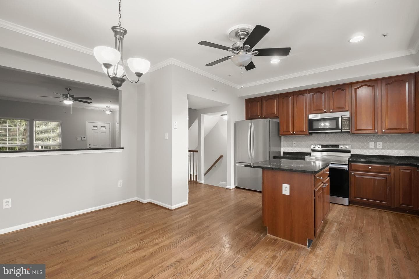 9868 Sherwood Farm Road photo 5