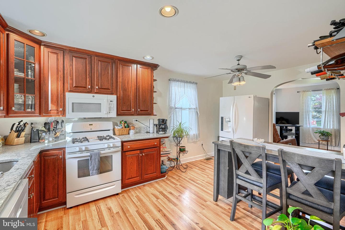 9 Virginia Avenue photo 13
