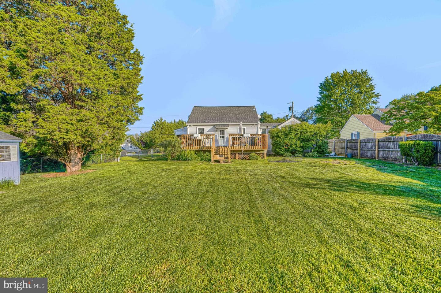 9 Virginia Avenue photo 36
