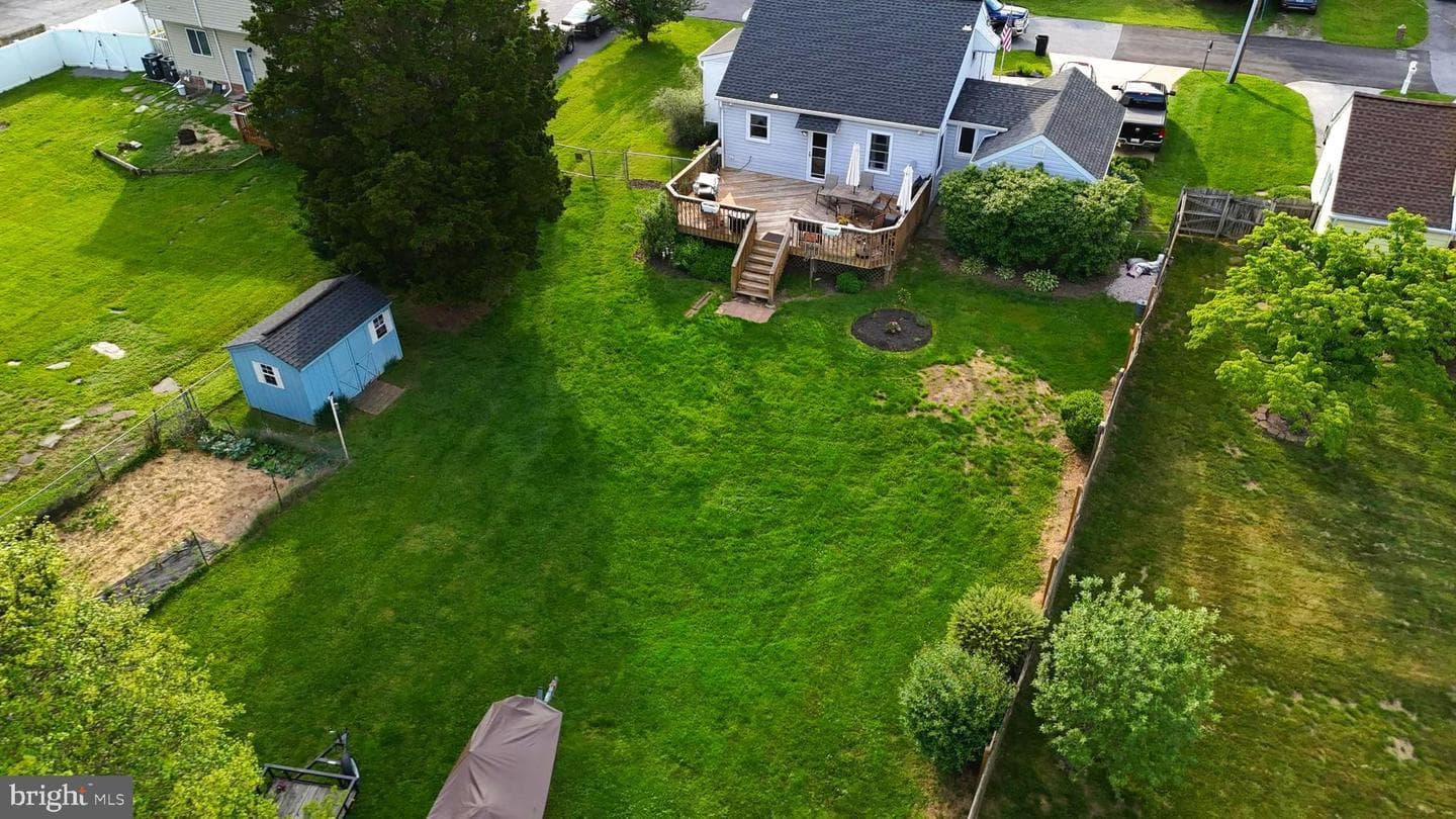 9 Virginia Avenue photo 48
