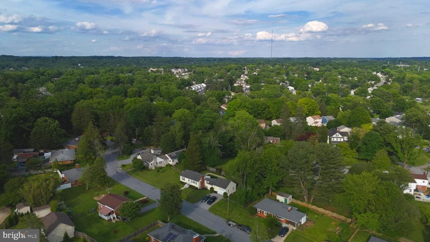 9 Virginia Avenue photo 56
