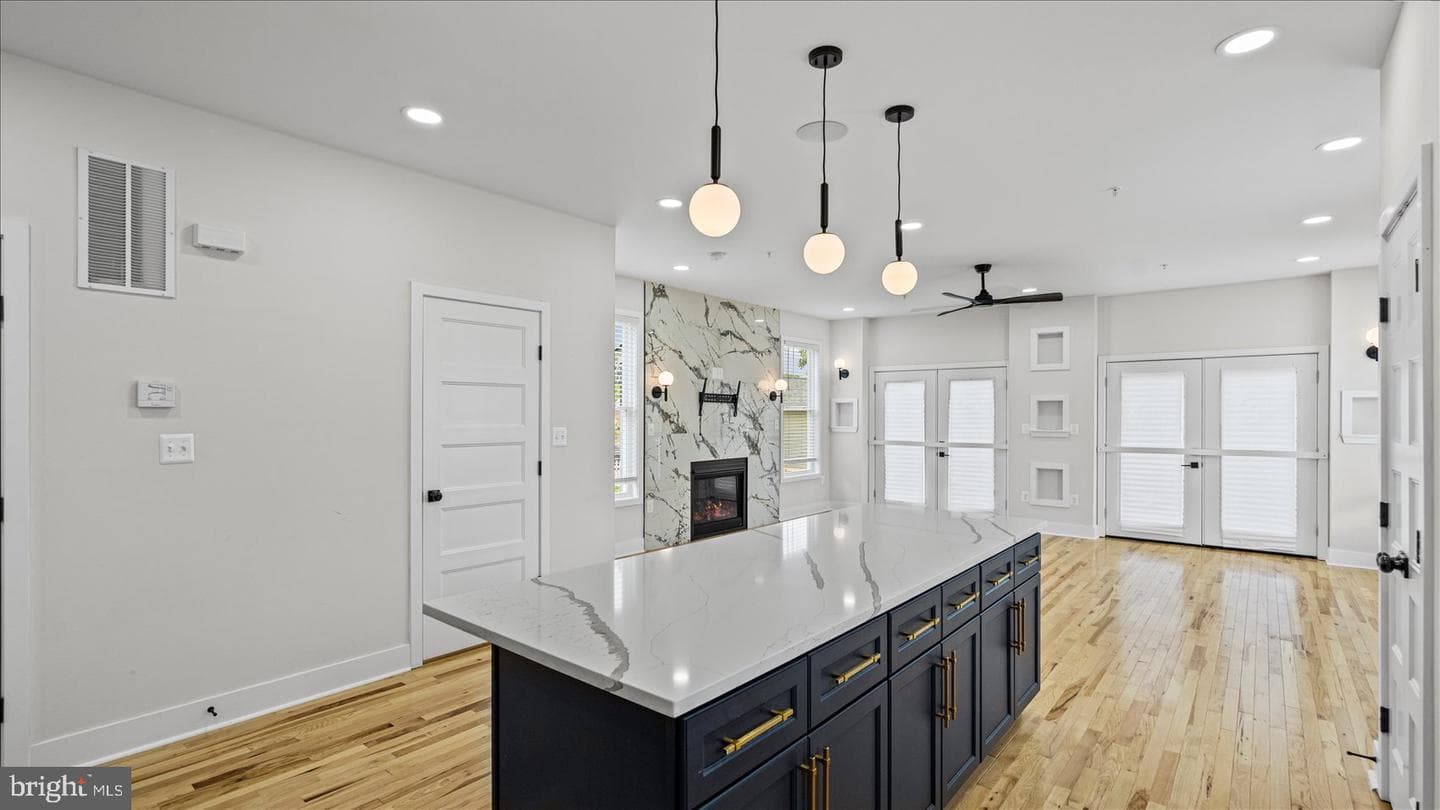 2302 Taylor Avenue photo 14