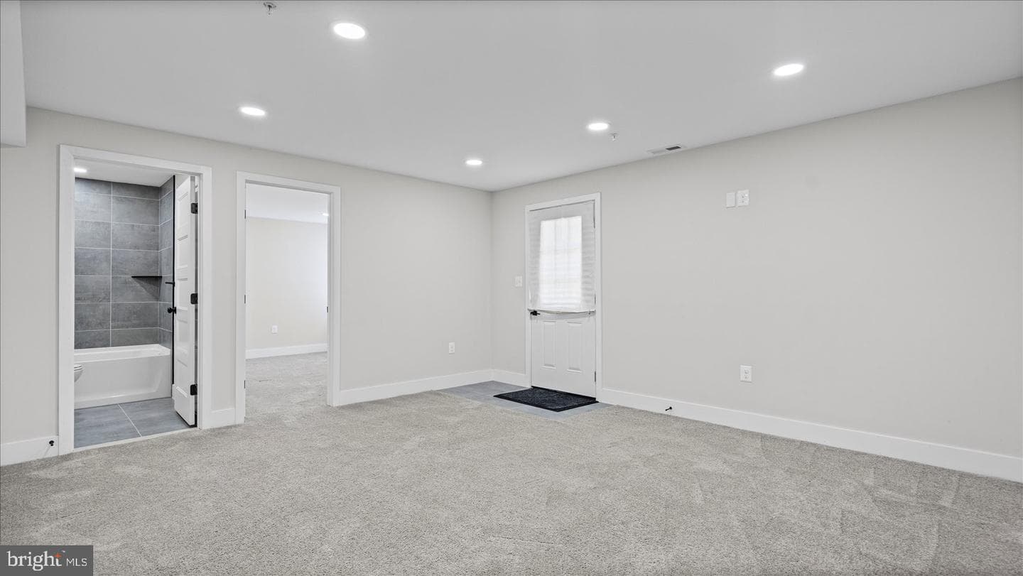 2302 Taylor Avenue photo 19