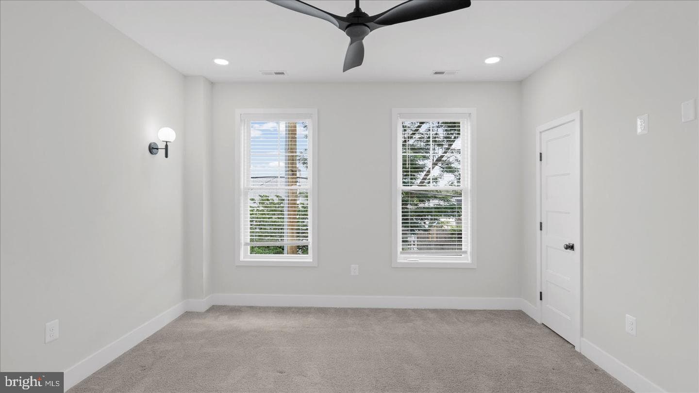 2302 Taylor Avenue photo 39