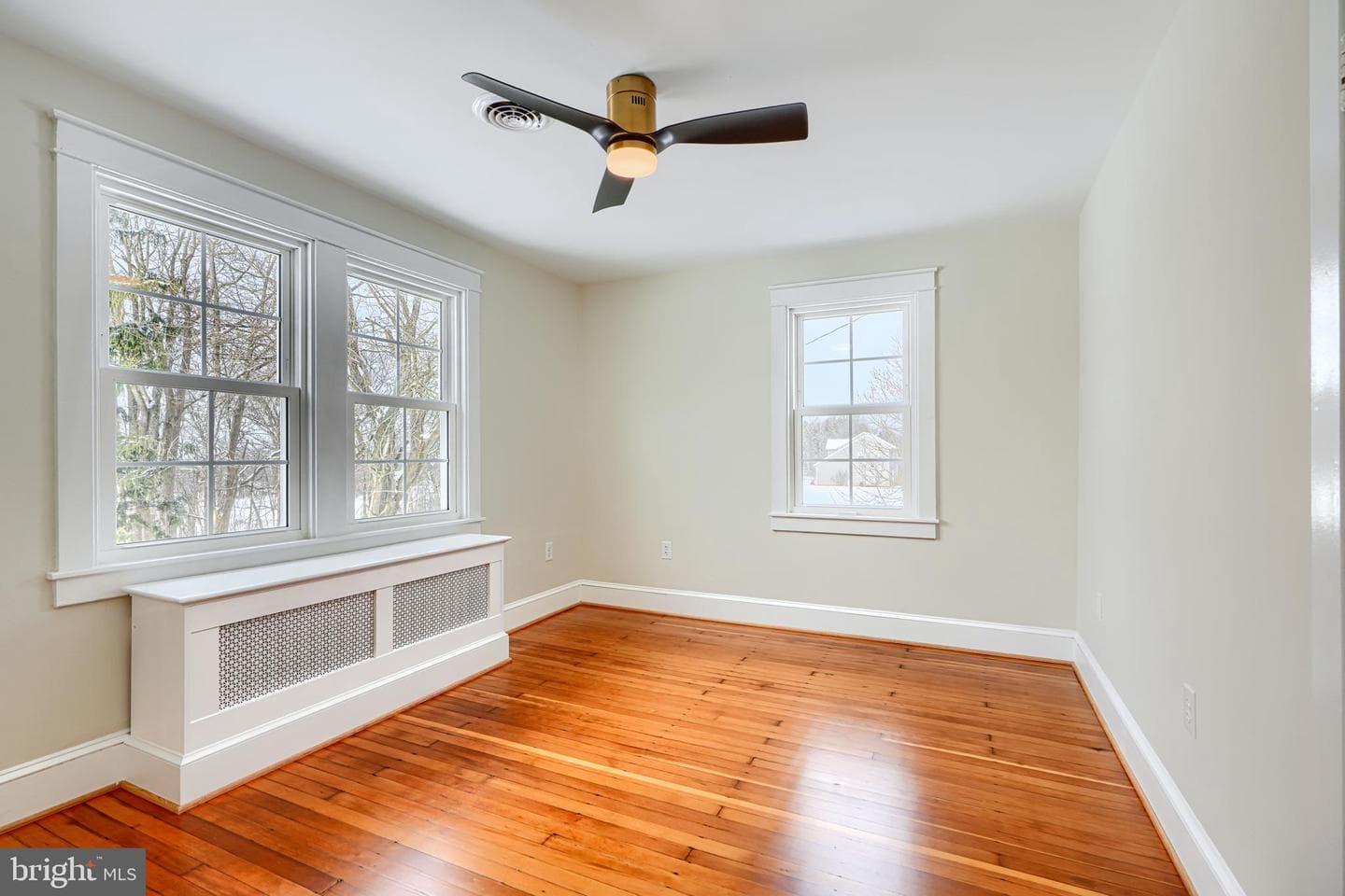 17011 Troyer Road photo 34