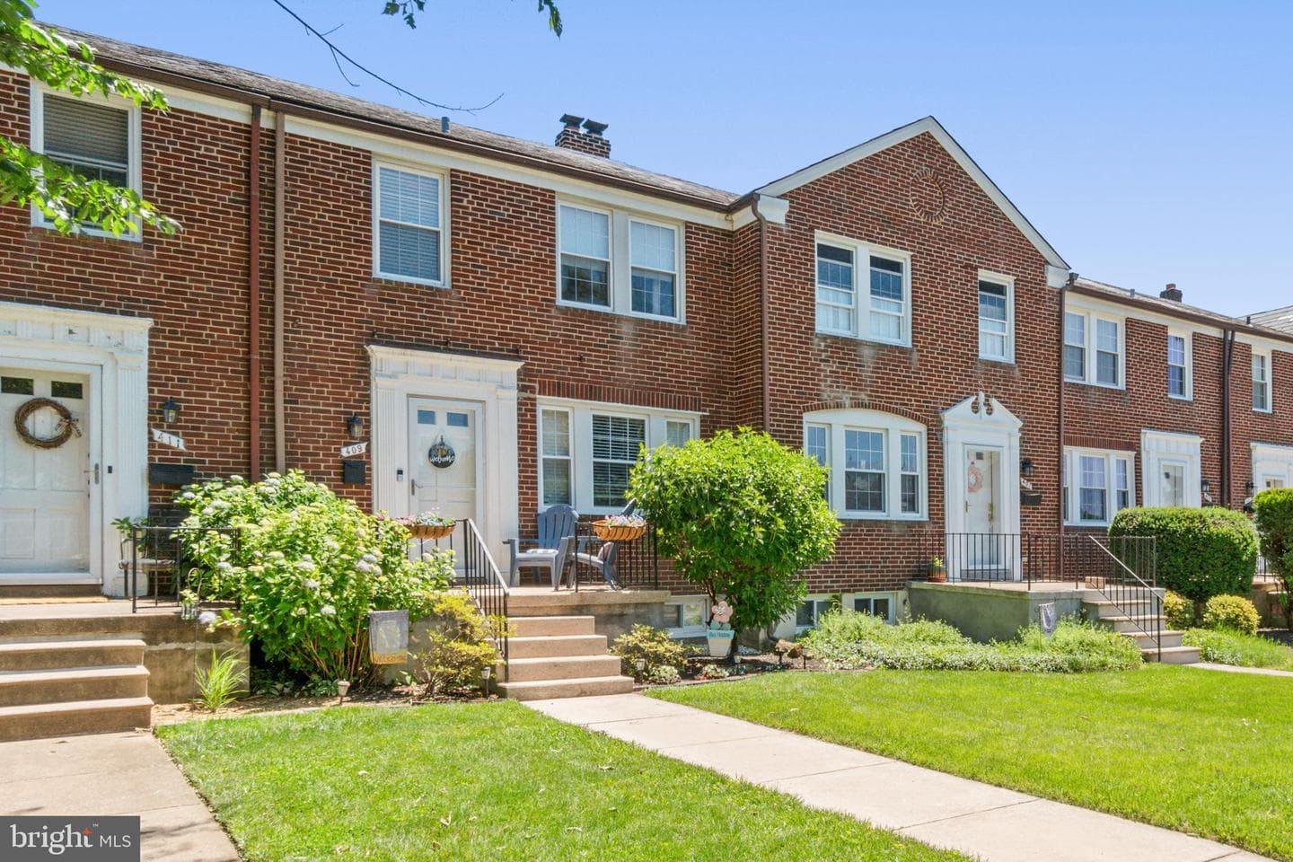 409 Stratford Road photo 2