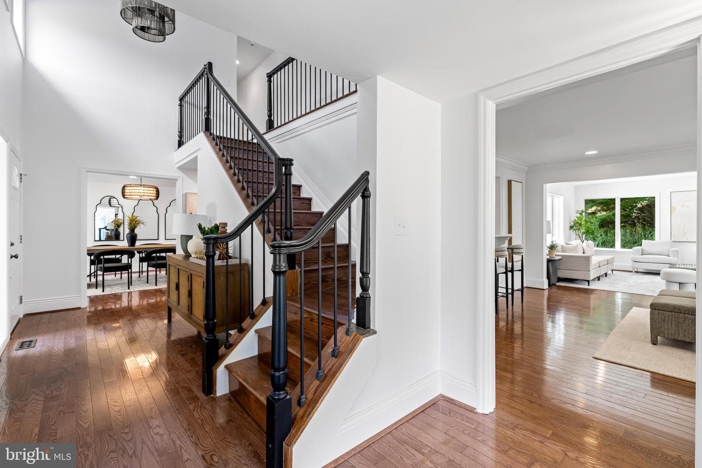 2318 Shaded Brook Drive photo 10