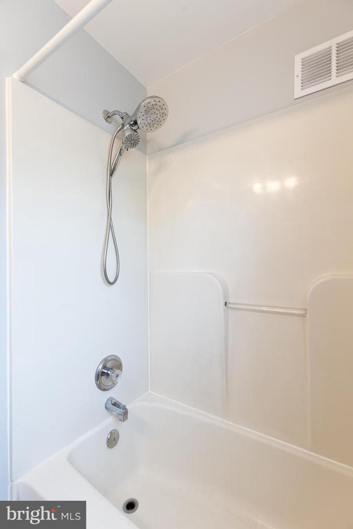 1654 Manor Road photo 15