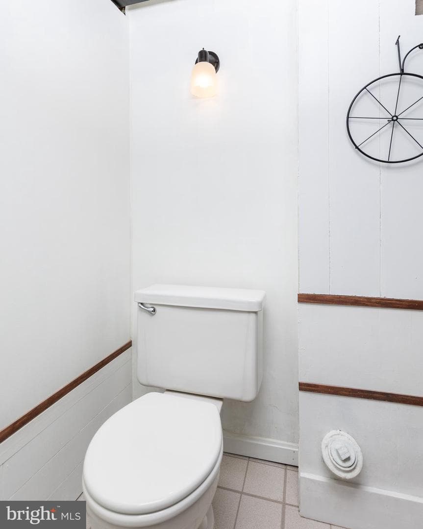 1654 Manor Road photo 28