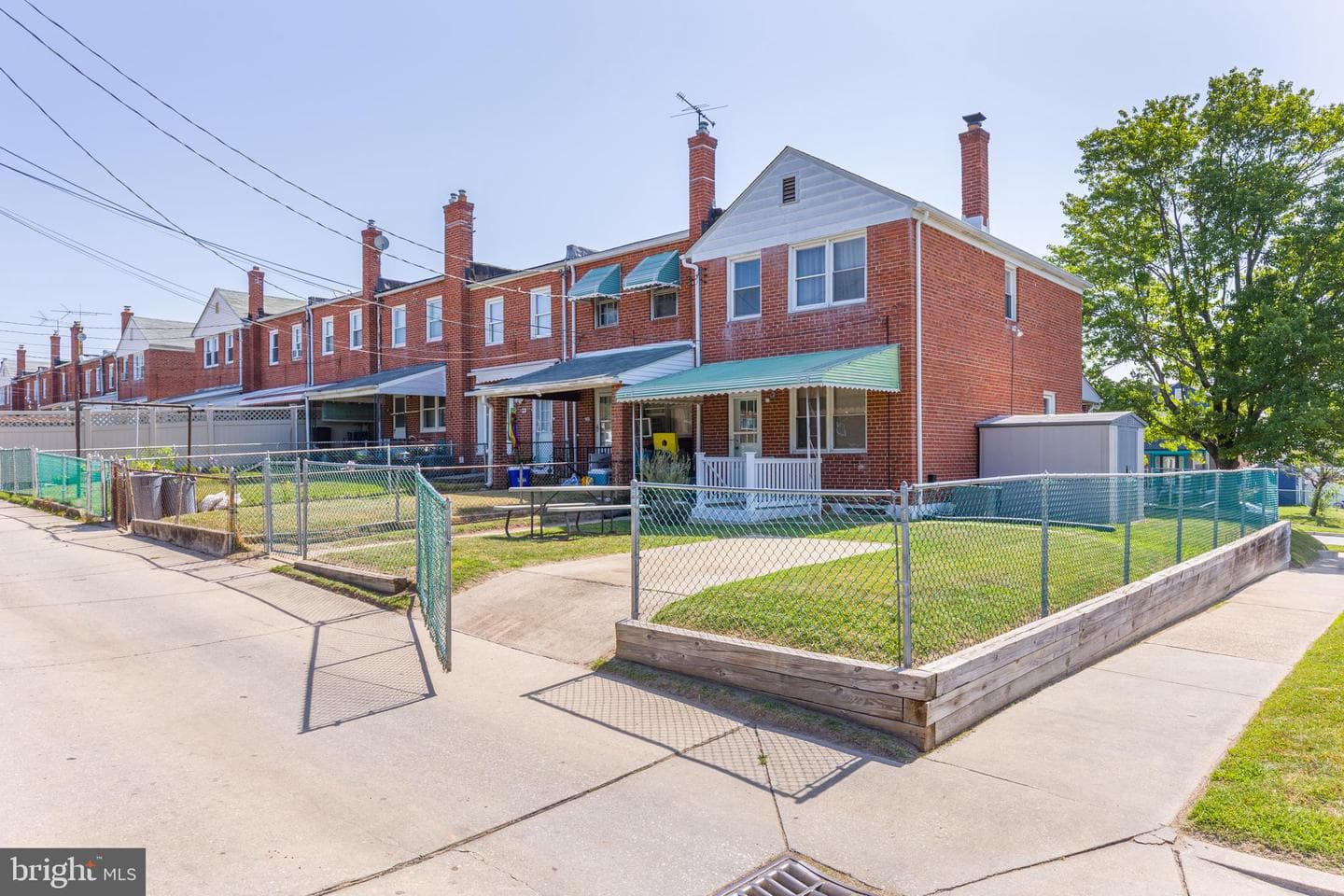 1654 Manor Road photo 36