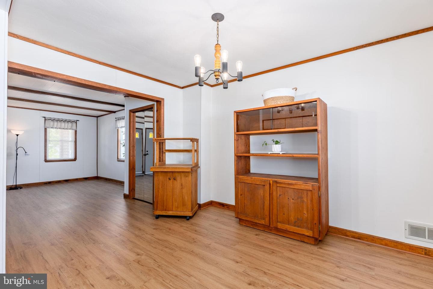 1654 Manor Road photo 8