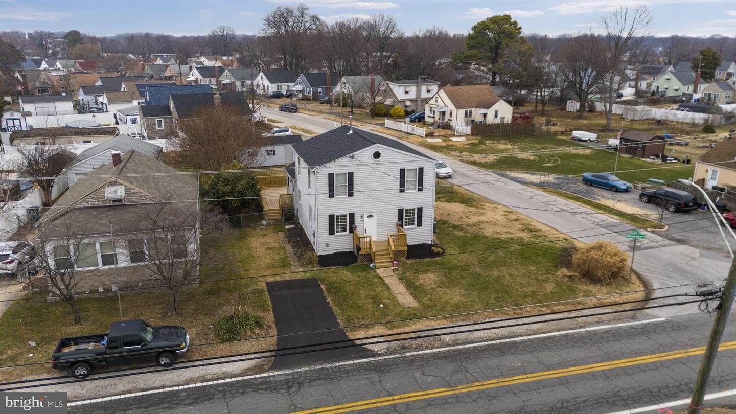 511 Riverside Drive photo 37