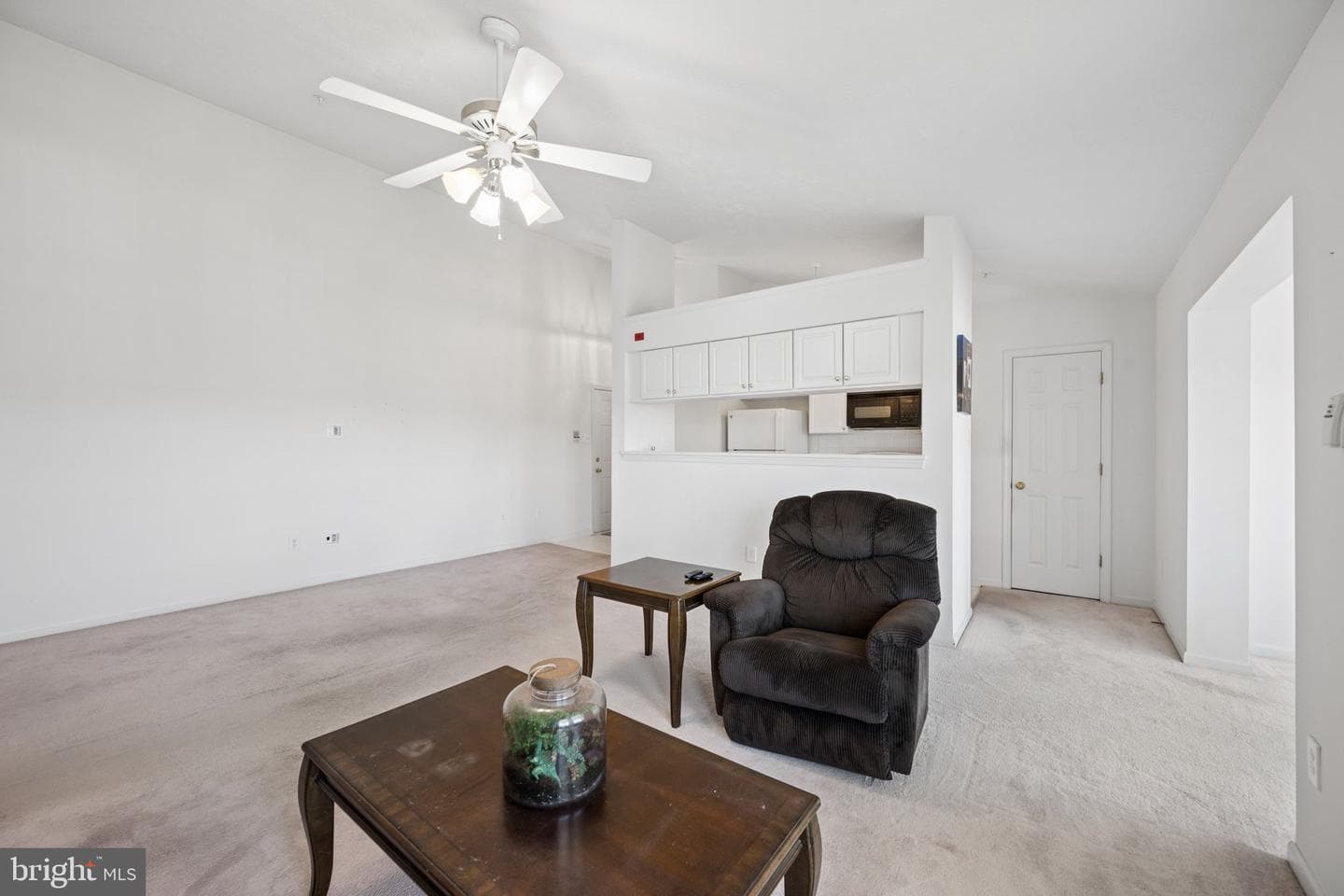 7653 Gladstone Road #5-7653 photo 11