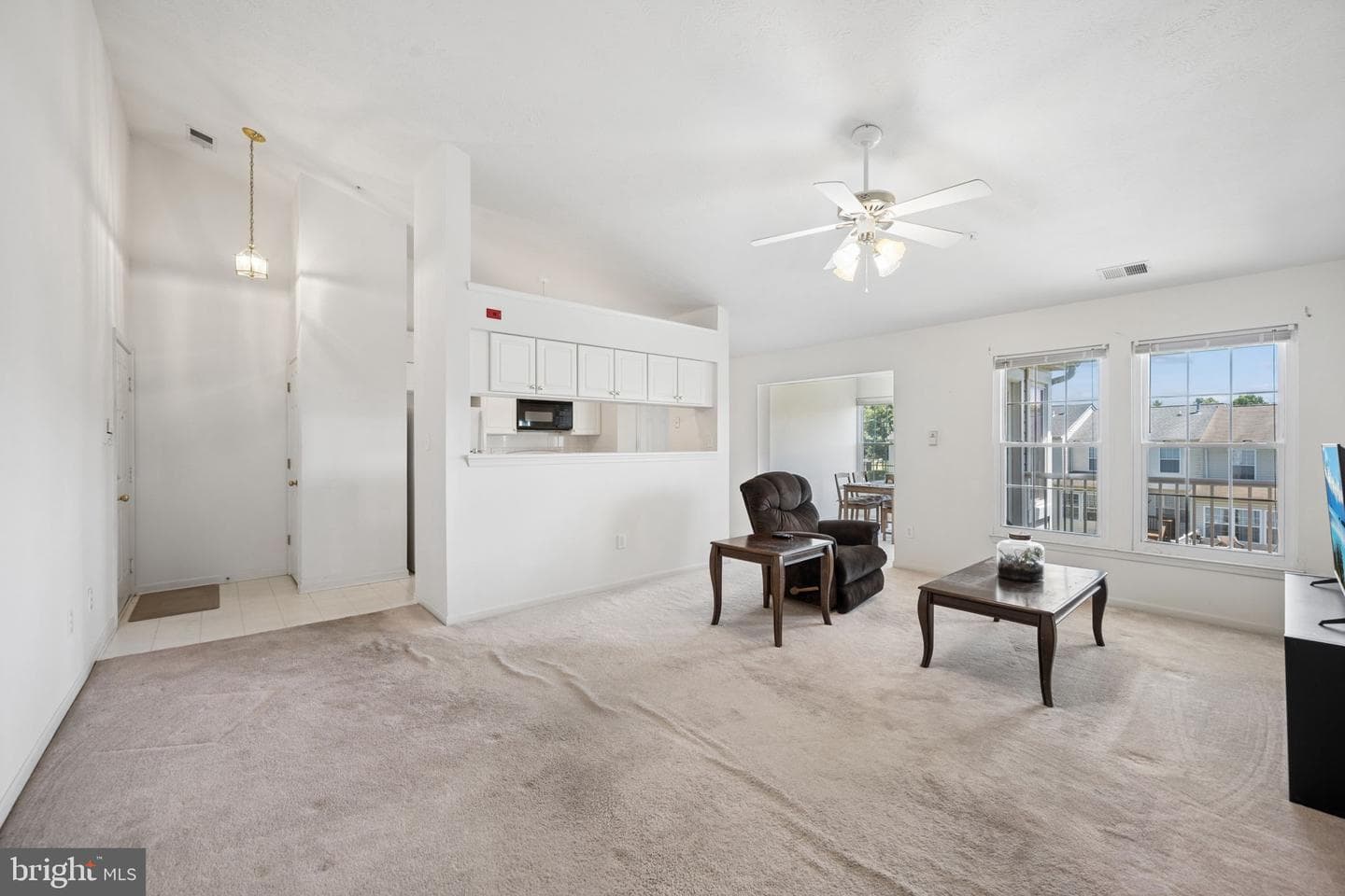 7653 Gladstone Road #5-7653 photo 12