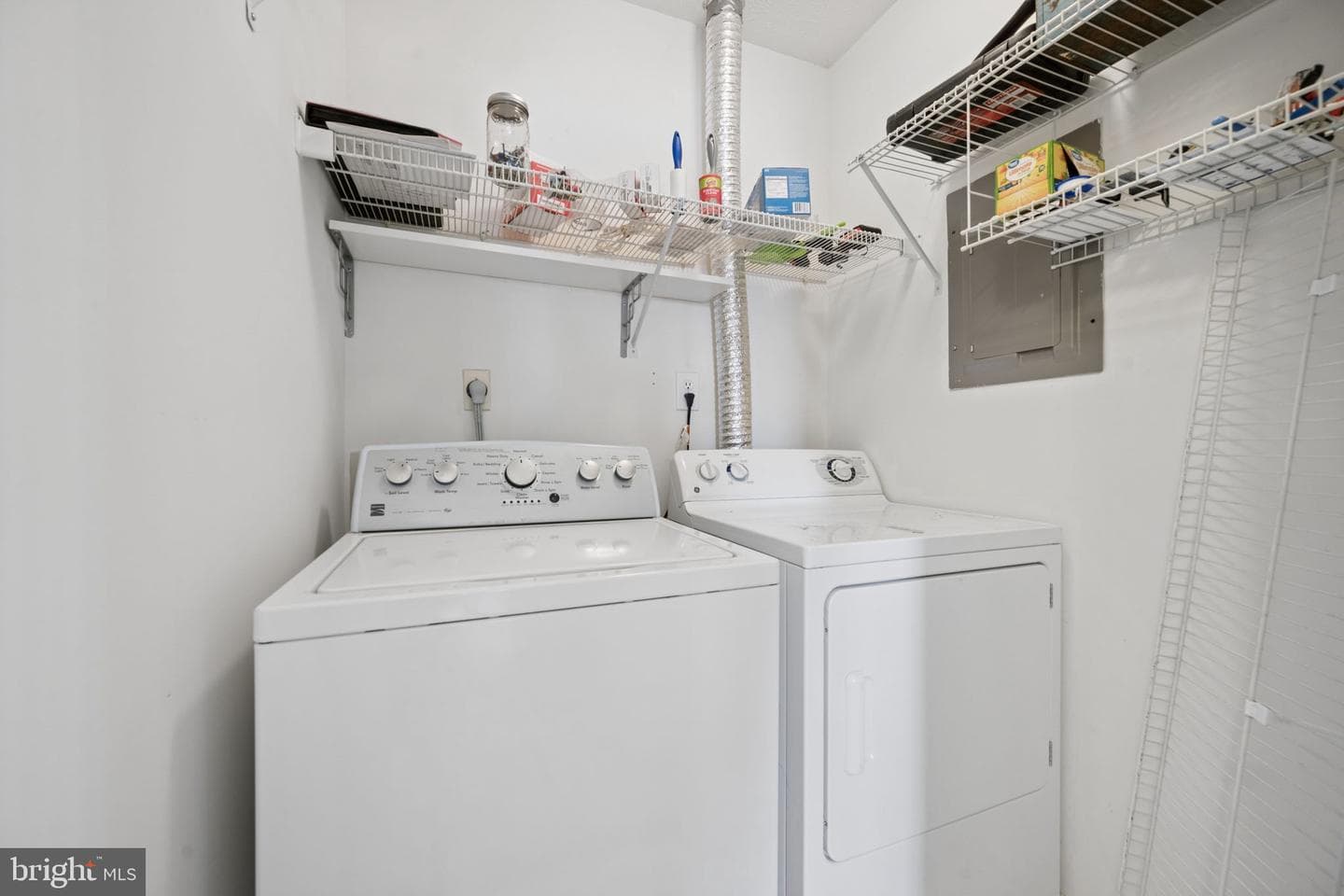 7653 Gladstone Road #5-7653 photo 36
