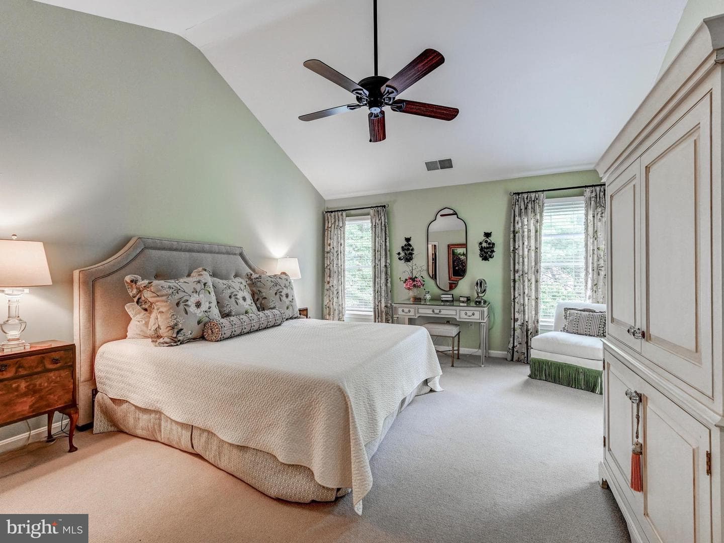 4 Spyglass Court photo 28