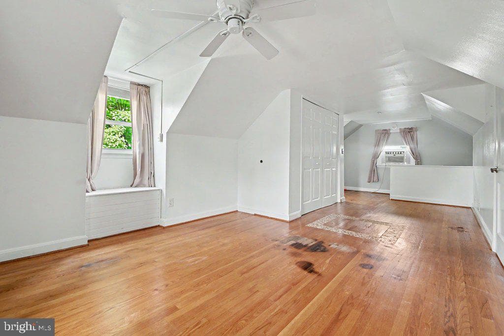 3211 Bryant Avenue photo 26