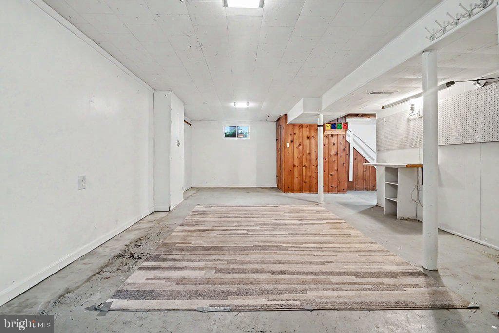 3211 Bryant Avenue photo 28