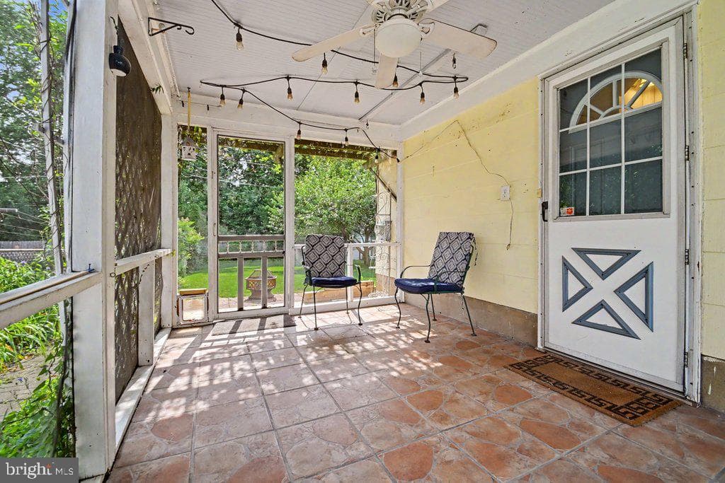 3211 Bryant Avenue photo 33