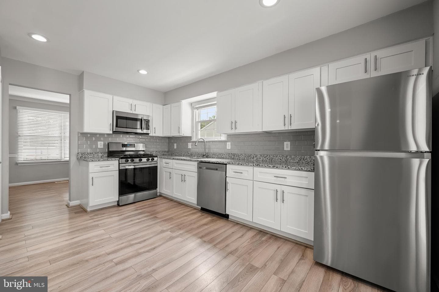102 Bishops Lane photo 9
