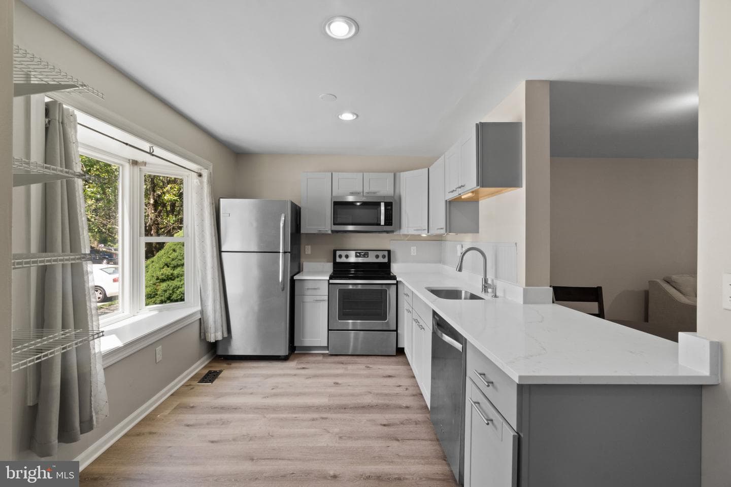 16 Hardwood Drive photo 7