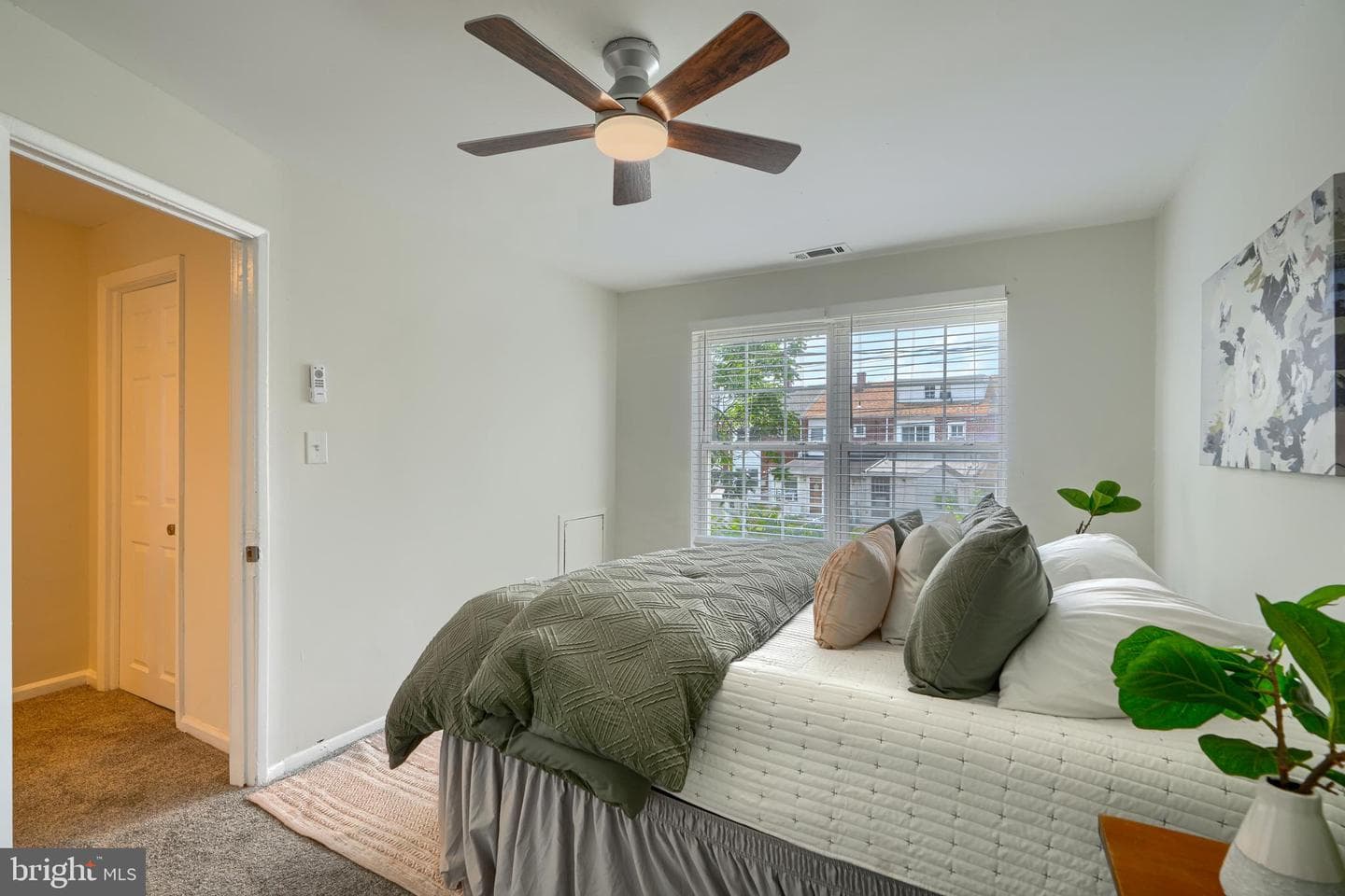 2058 Larkhall Road photo 14