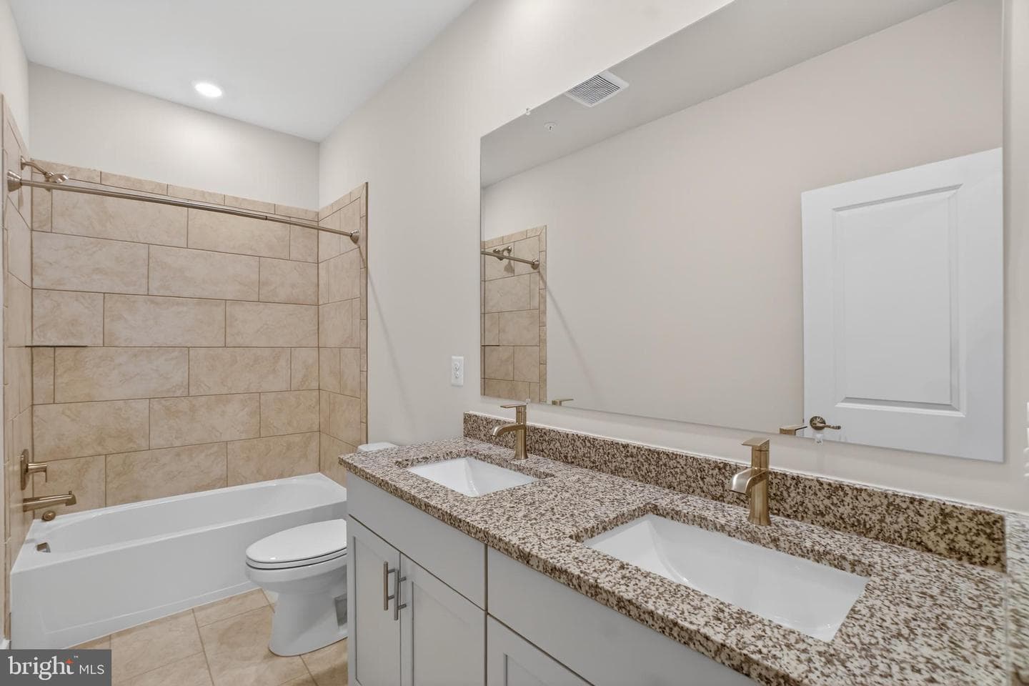 505 Willowshire Street photo 14