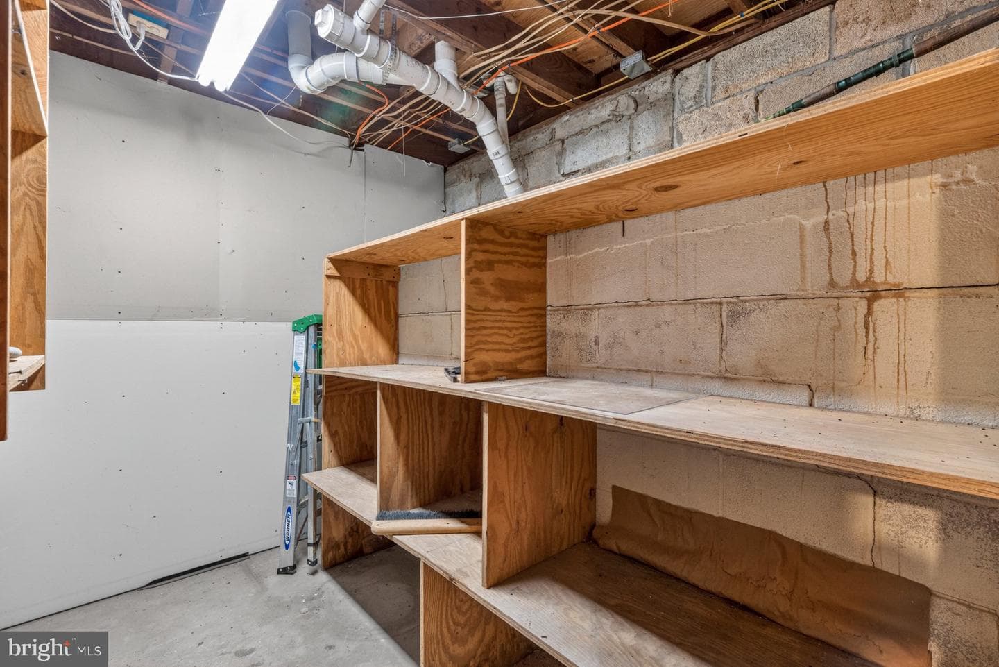 201 Uppergate Court photo 22