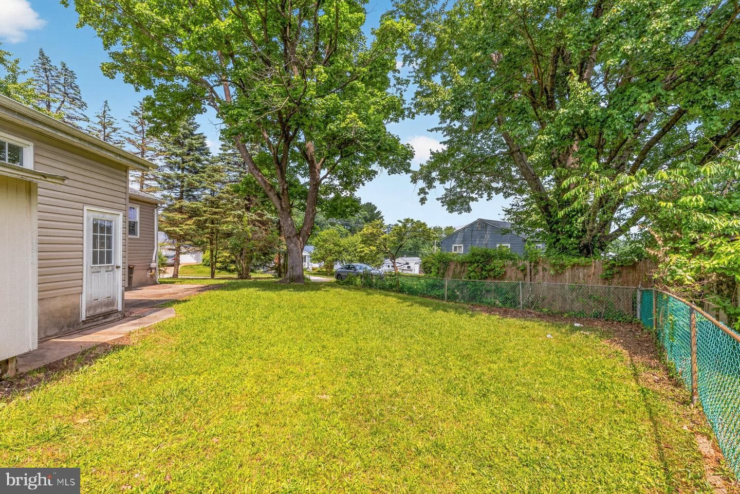 201 Uppergate Court photo 24