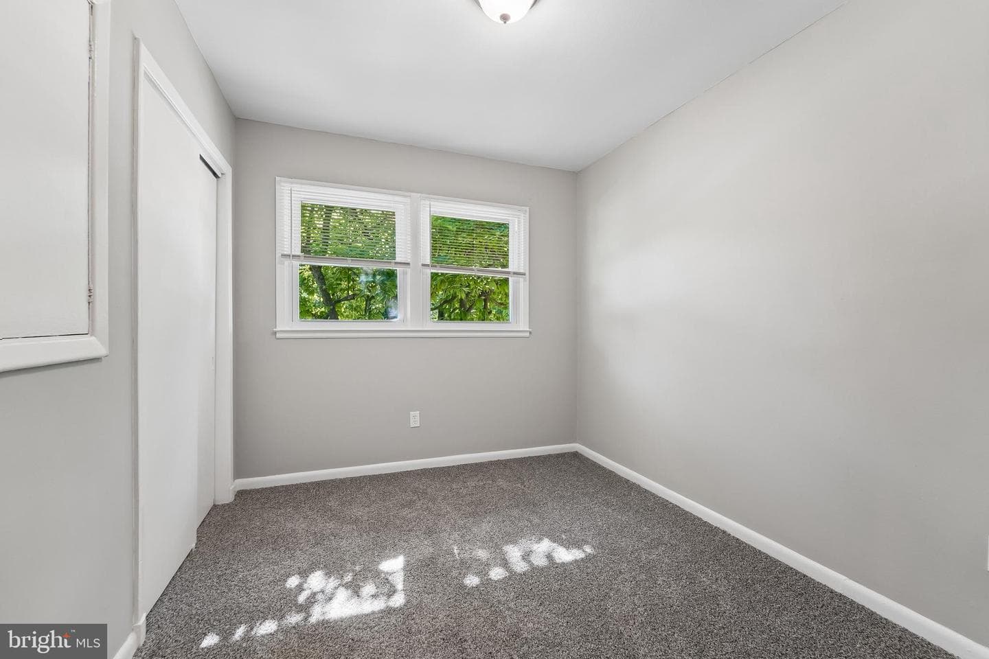 7610 Knollwood Road photo 28