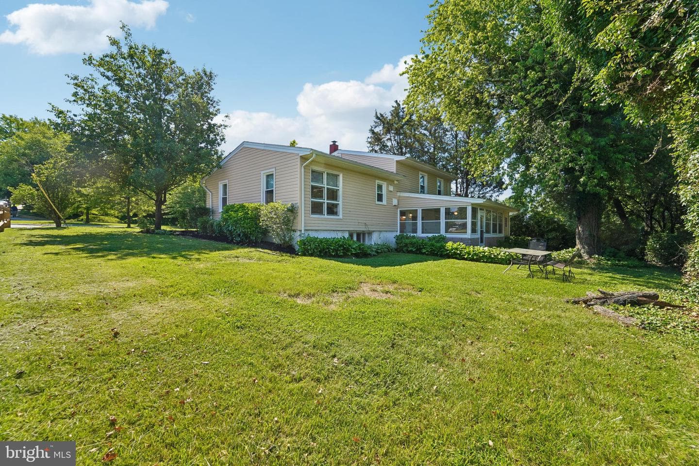7610 Knollwood Road photo 43