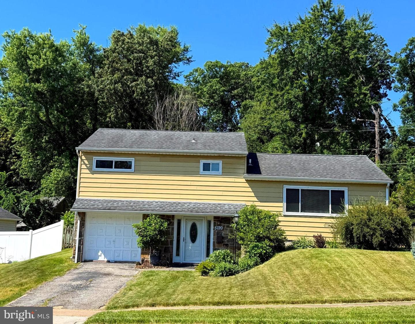 5720 Oakland Road photo 1